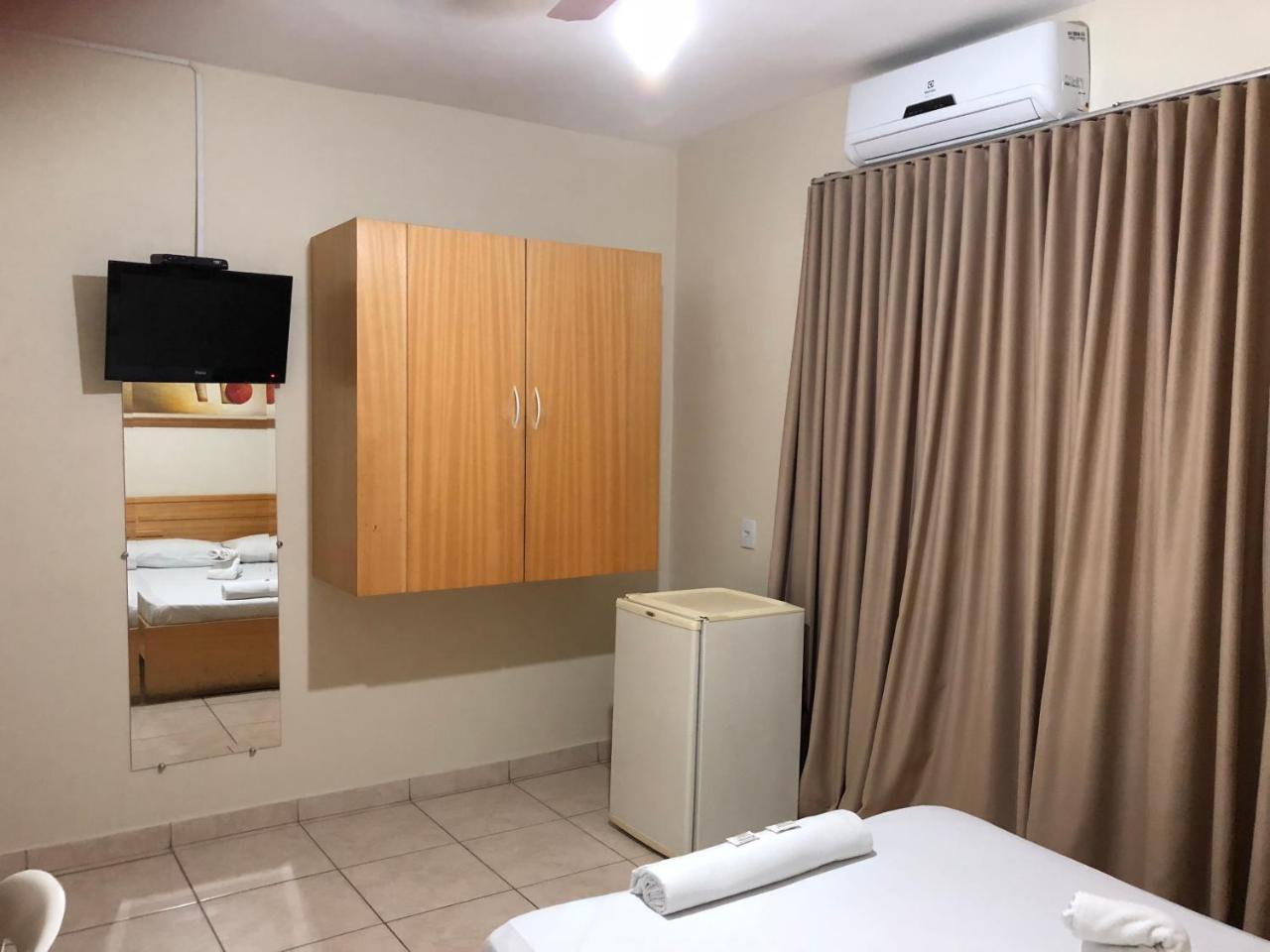 Acalantus Hotel Гоянія Екстер'єр фото