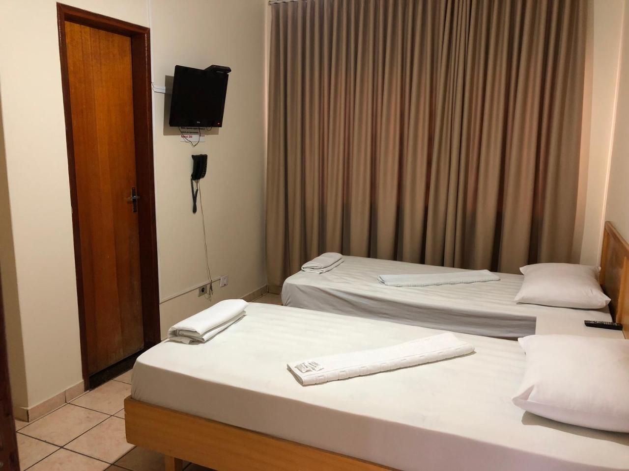 Acalantus Hotel Гоянія Екстер'єр фото
